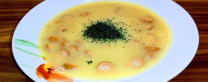 Как приготовить картофельный суп-пюре с копчеными сосискам